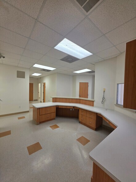 More Photos Of 19121 W Little York, Katy Medical For Lease
