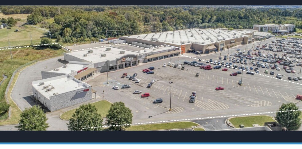 More Photos Of 24833 John Reid Pky, Scottsboro Unknown For Lease