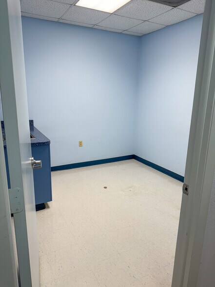 More Photos Of 6010 Park Blvd, Pinellas Park Medical For Lease
