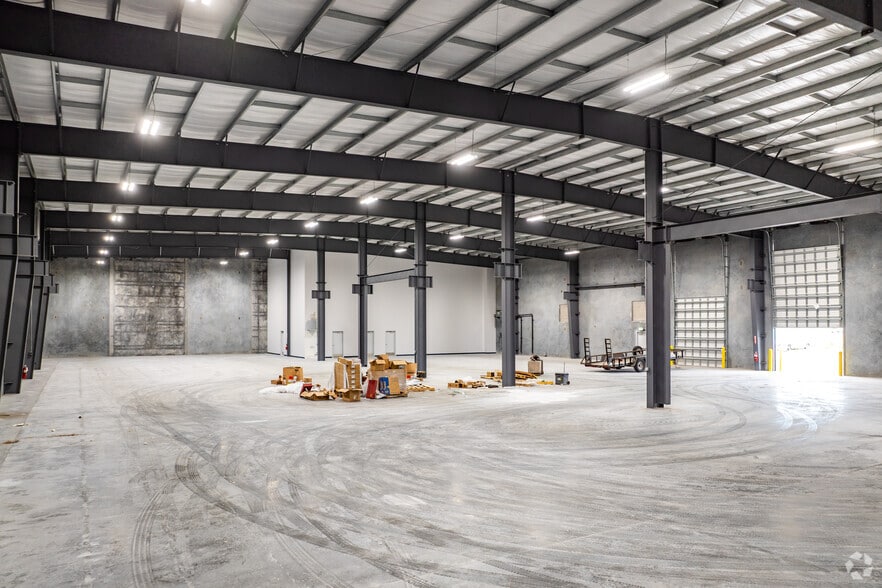 More Photos Of 3703 Cedar Blvd, Baytown Unknown For Lease