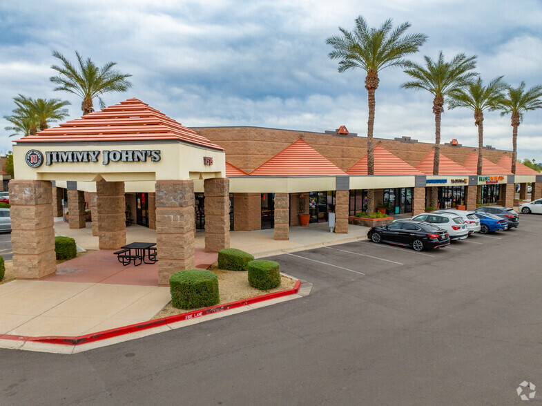 Primary Photo Of 1515-1525 N Gilbert Rd, Gilbert Storefront Retail Office For Lease