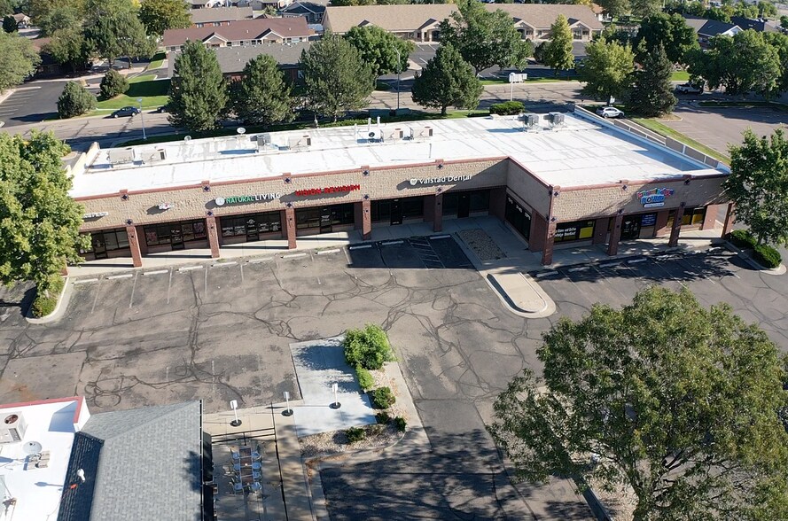 Primary Photo Of 1290 Main St, Windsor Storefront For Lease