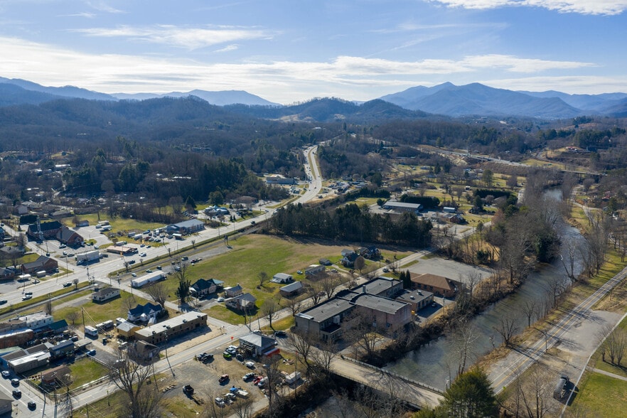 More Photos Of 3264 Broad St, Clyde Office For Sale