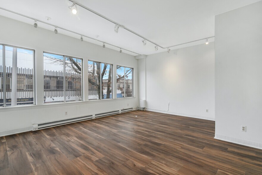 More Photos Of 107-111 Main St, New Canaan Storefront Retail Office For Sale