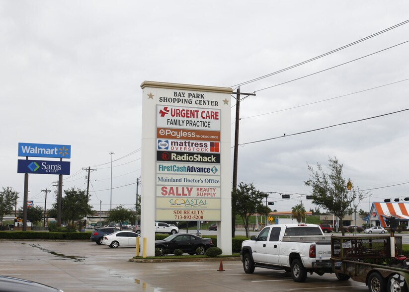 More Photos Of 2600 FM 1764, La Marque Storefront For Lease