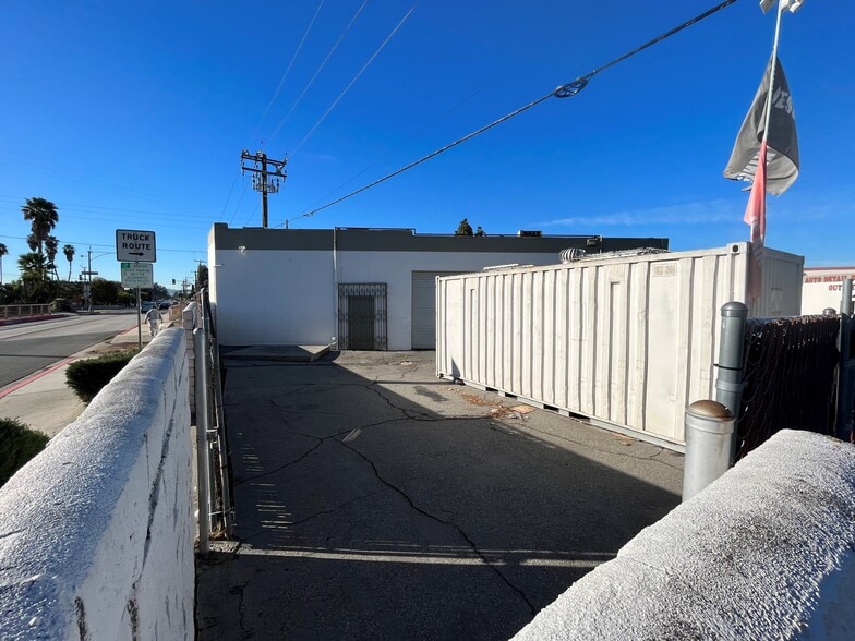 More Photos Of 15025 Badillo St, Baldwin Park Manufacturing For Lease