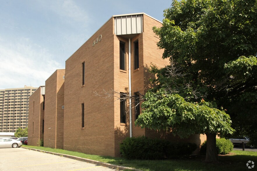 More Photos Of 440 S 7th St, Louisville Office For Lease