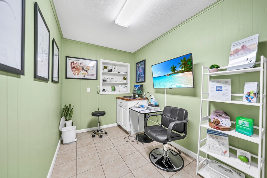 More Photos Of 303 E Gibson St, Arcadia Medical For Sale