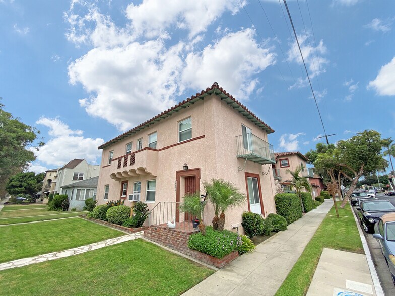 More Photos Of 321 W Hill St, Long Beach Multifamily For Sale