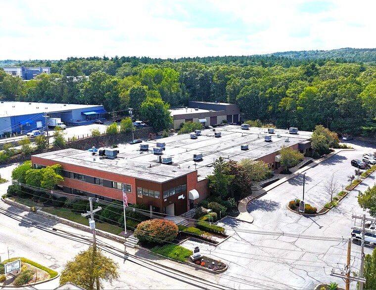 More Photos Of 135-145 Wood Rd, Braintree Light Distribution For Lease
