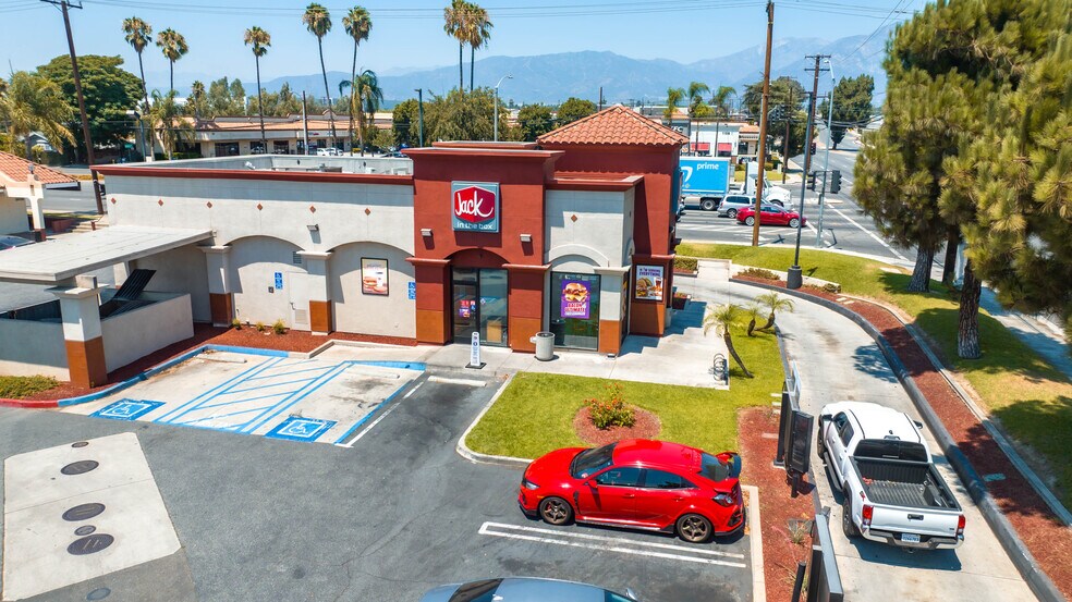 More Photos Of 800 S Mountain Ave, Ontario Storefront For Sale