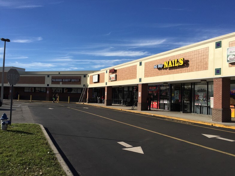 More Photos Of 4015-4083 W Oak Ridge Rd, Orlando Unknown For Lease