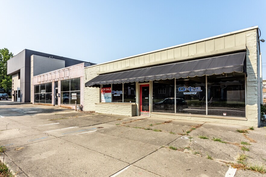 6214 Carrollton Ave, Indianapolis, IN 46220 Medical Office For Lease