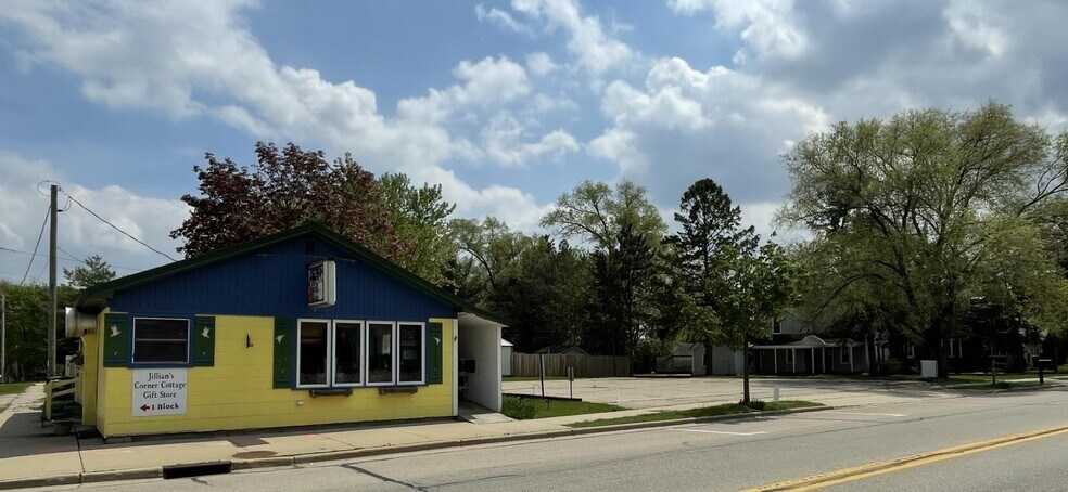 Primary Photo Of 200 S Fulton St, Princeton Restaurant For Sale
