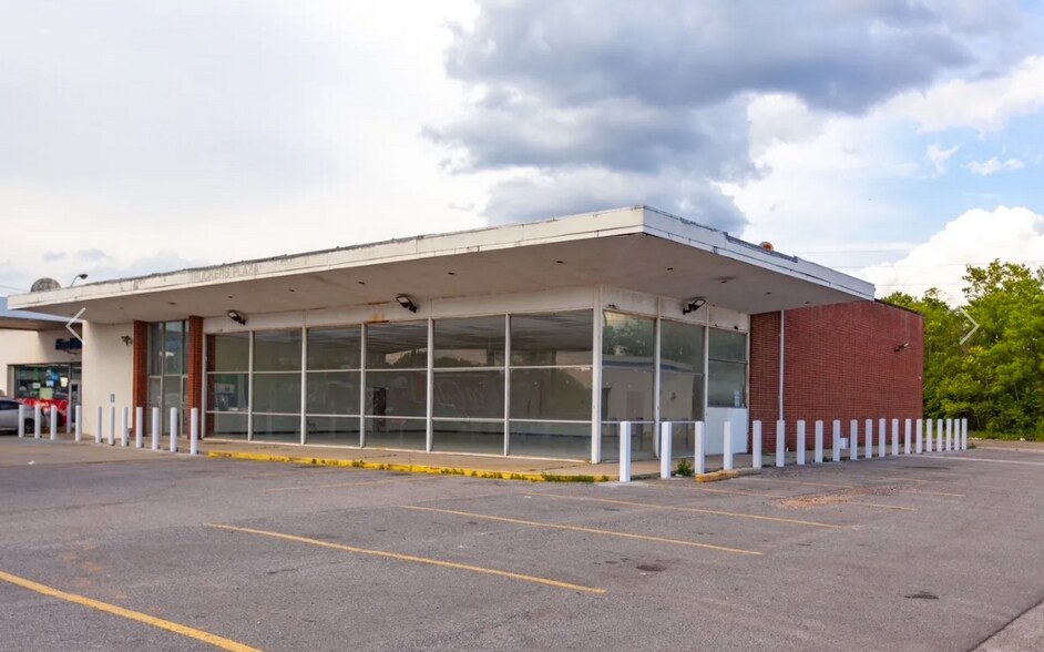 More Photos Of 2429 Carraway Blvd, Birmingham Service Station For Lease