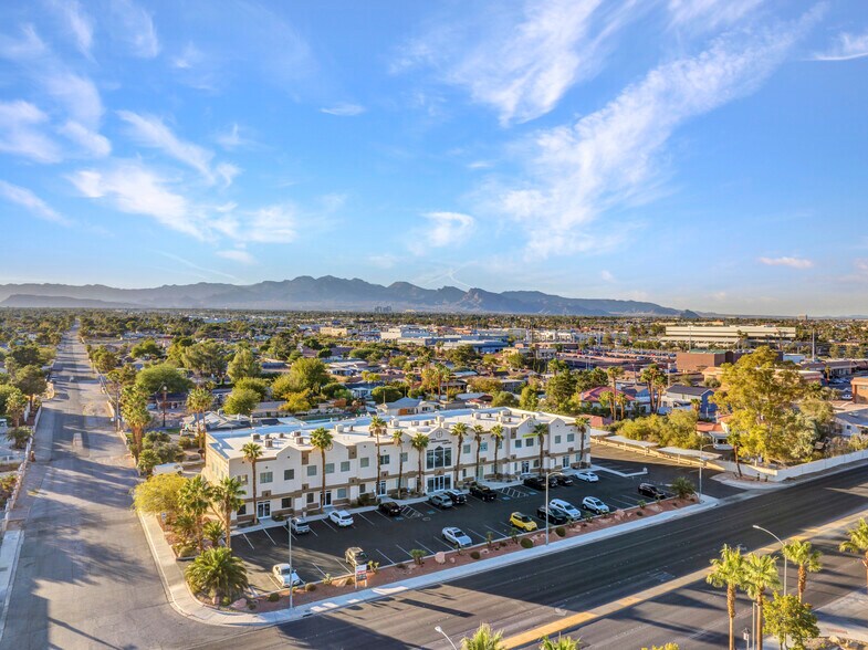 More Photos Of 2675 S Jones Blvd, Las Vegas Office For Lease