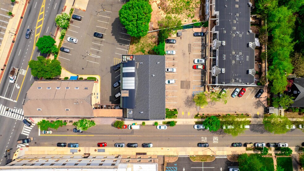 More Photos Of 6-8 Gates Ave, Montclair Office For Lease