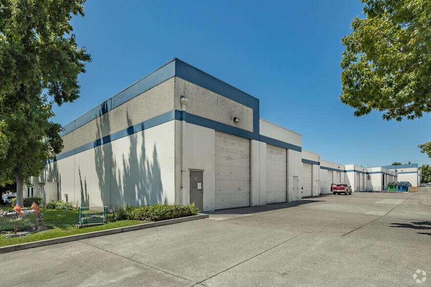Primary Photo Of 201 Harris Ave, Sacramento Warehouse For Sale