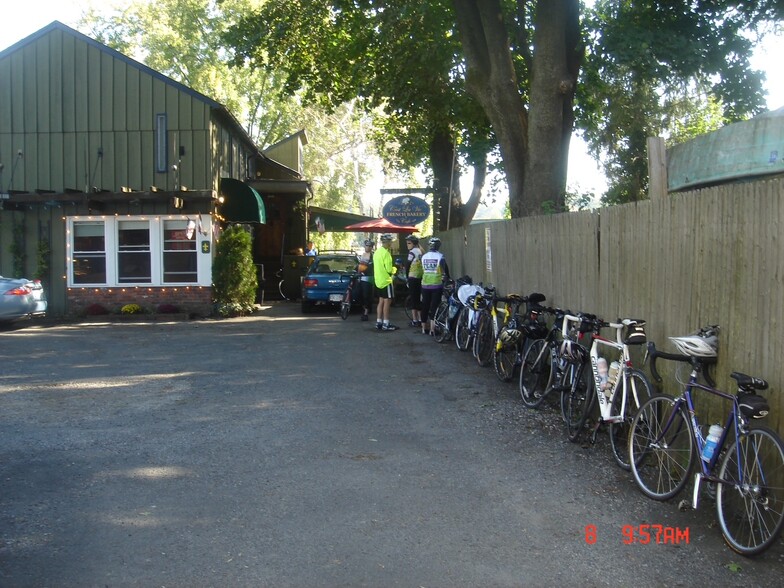 More Photos Of 20-1 S Main St, New Hope Storefront Retail Residential For Lease