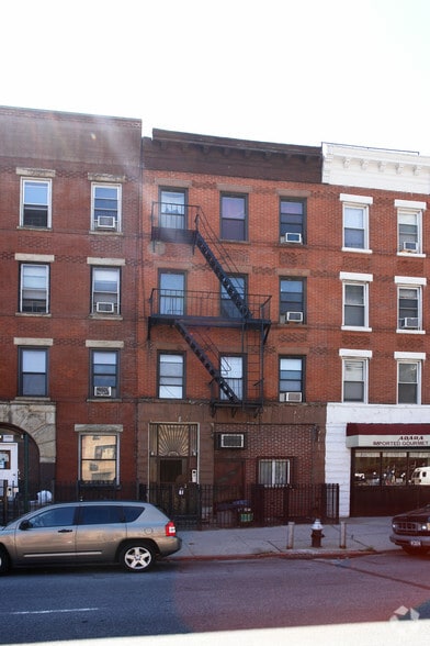 More Photos Of 483 4th Ave, Brooklyn Apartments For Lease
