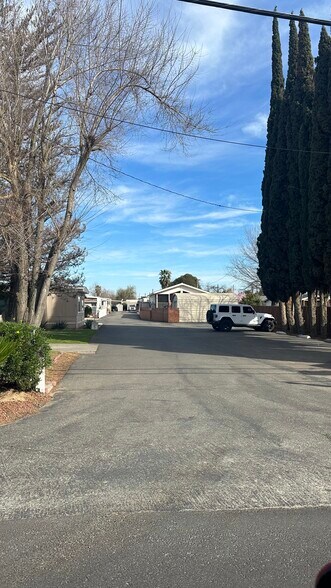 More Photos Of 2042 Tully Rd, Hughson Manufactured Housing Mobile Home Park For Sale