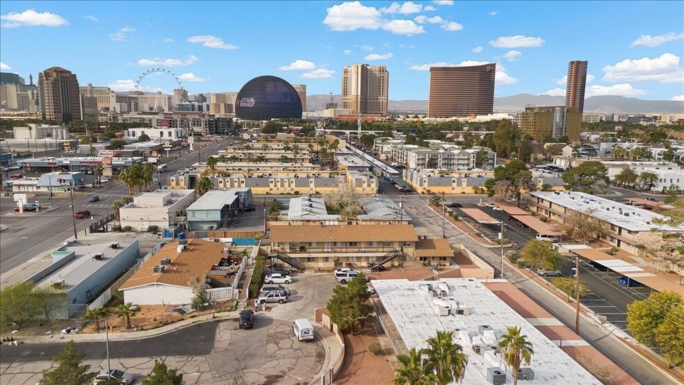 Primary Photo Of 3719 Royal Crest St, Las Vegas Apartments For Sale