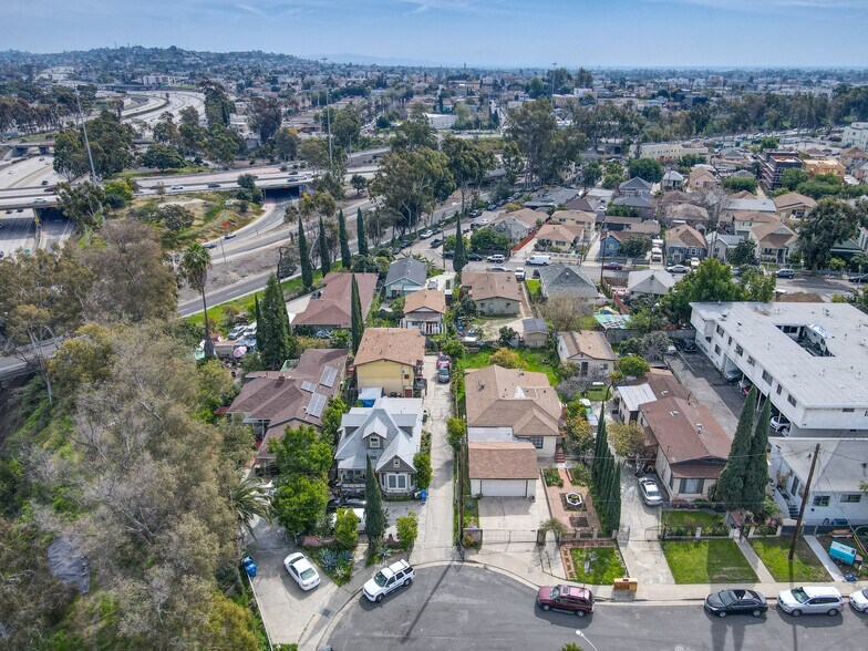 More Photos Of 716 Echandia St, Los Angeles Apartments For Sale