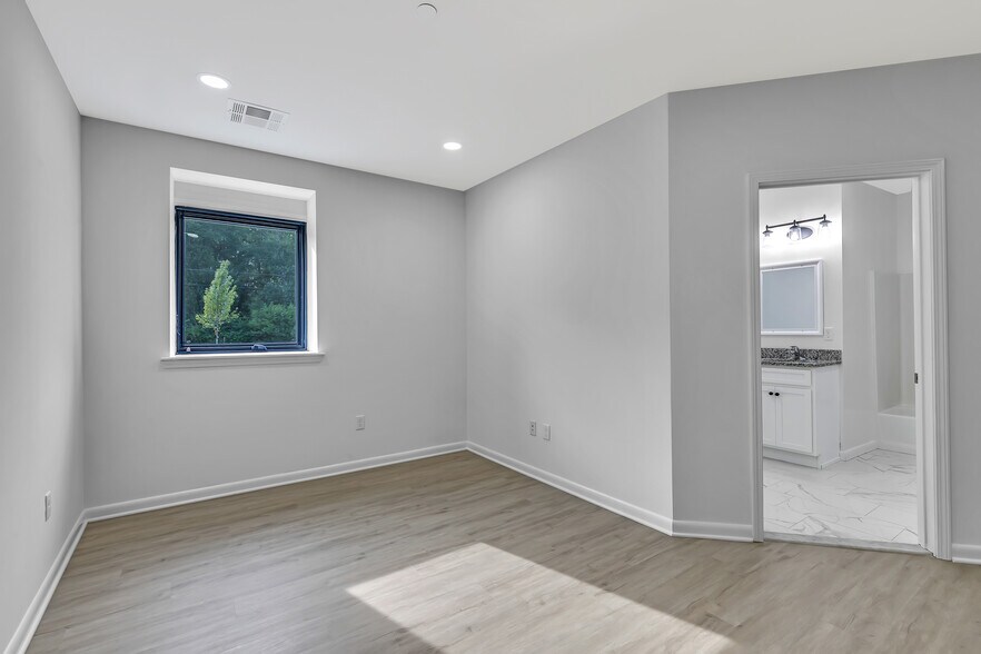 More Photos Of 253 Mantoloking Rd, Brick Apartments For Sale