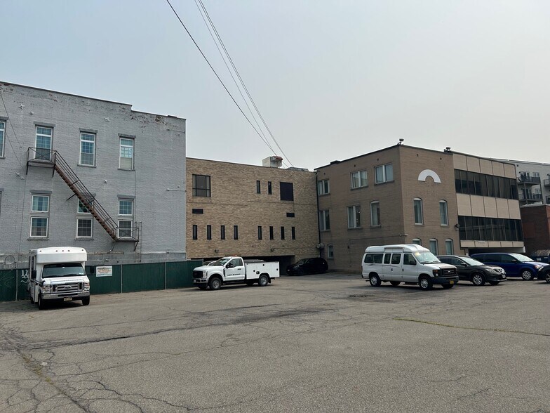 More Photos Of 214 State St, Schenectady Office For Lease