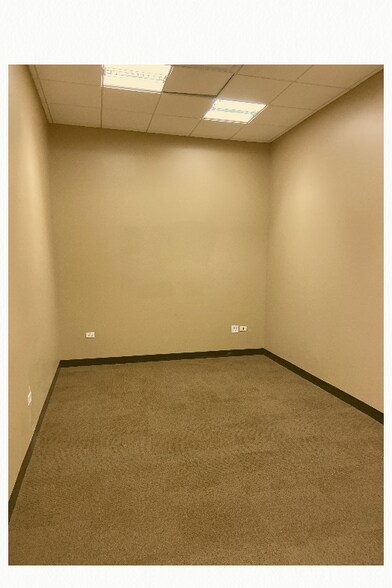 More Photos Of 1477 E Osceola Pky, Kissimmee Bank For Lease