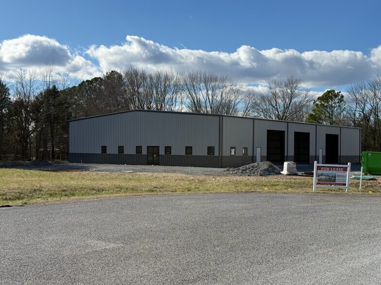 Primary Photo Of 5350 Enterprise Dr, Paducah Warehouse For Lease