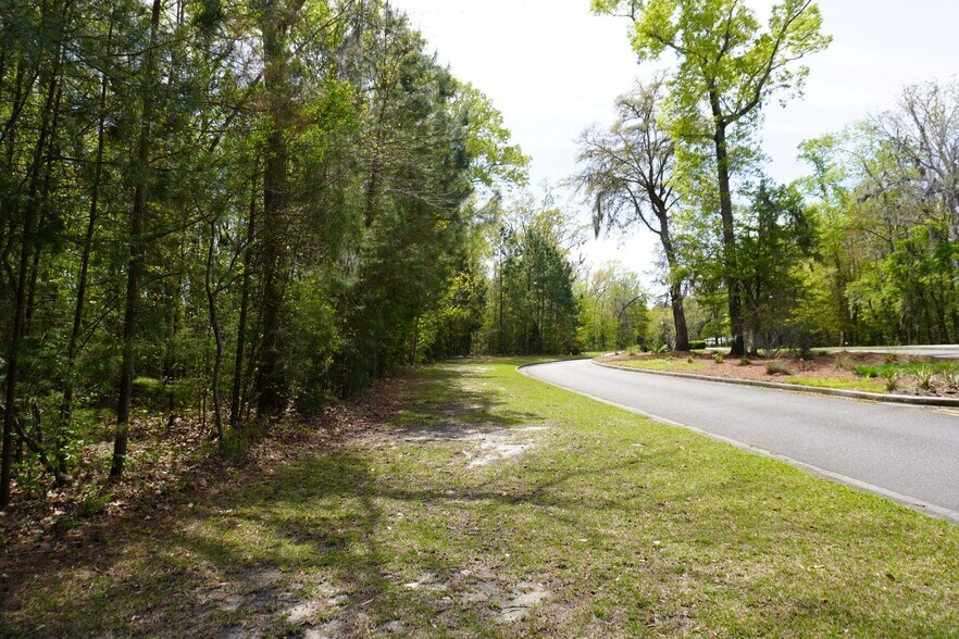 More Photos Of 0 Carolina Bay Dr, Charleston Land For Sale