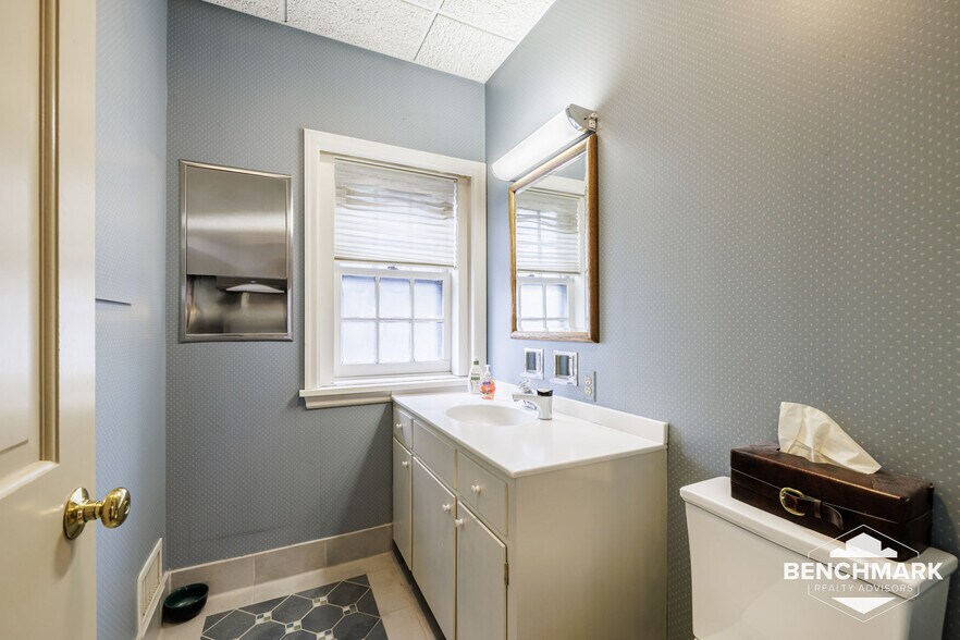 More Photos Of 37 Allens Creek Rd, Brighton Office For Lease