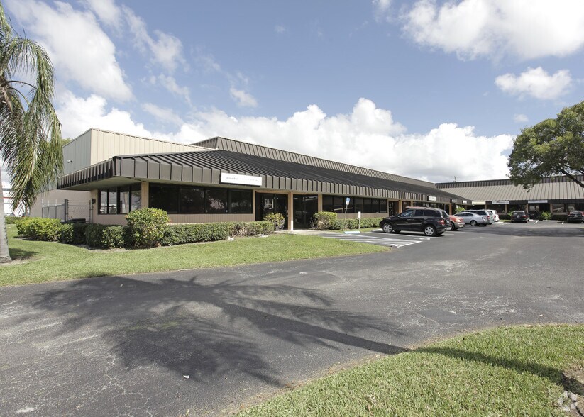 More Photos Of 290 SW 12th Ave, Pompano Beach Warehouse For Lease