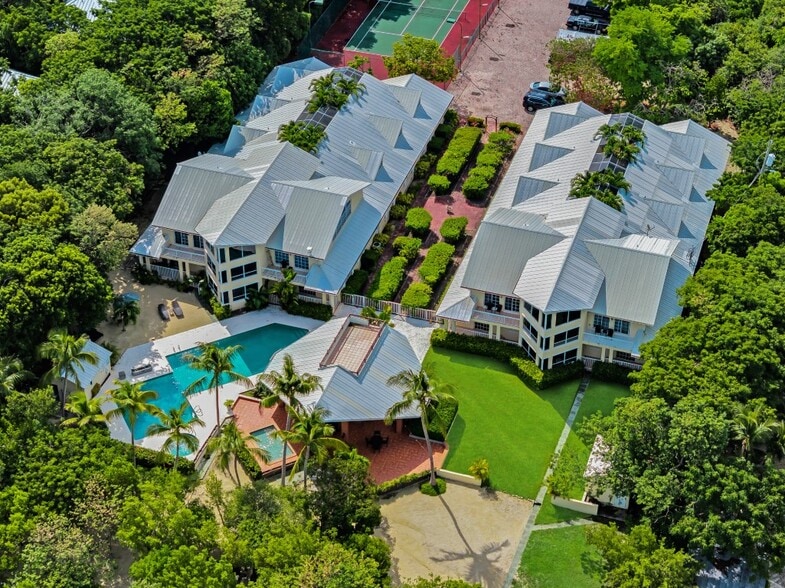 More Photos Of 97340-97360 Overseas Hwy, Key Largo Hotel For Sale