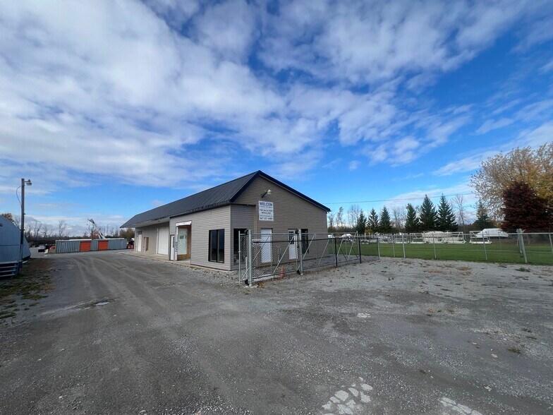 More Photos Of 533 Pefferlaw Rd, Georgina Manufacturing For Lease