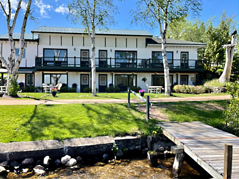 More Photos Of 317 E Park Ave, Minocqua Hotel For Sale