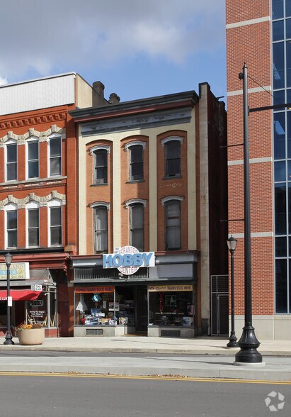 More Photos Of 517 Lackawanna Ave, Scranton Storefront Retail Residential For Lease