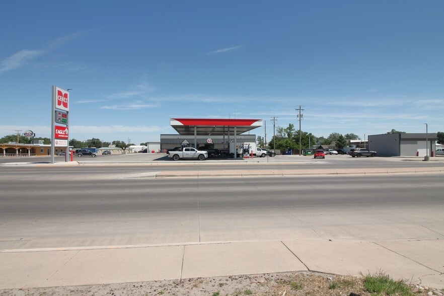 More Photos Of 805 W Main St, Sterling Auto Repair For Sale