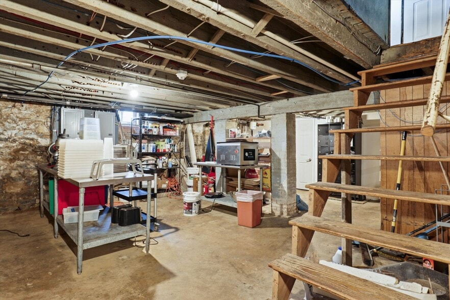 More Photos Of 641 Old Elm St, Conshohocken Bar For Sale