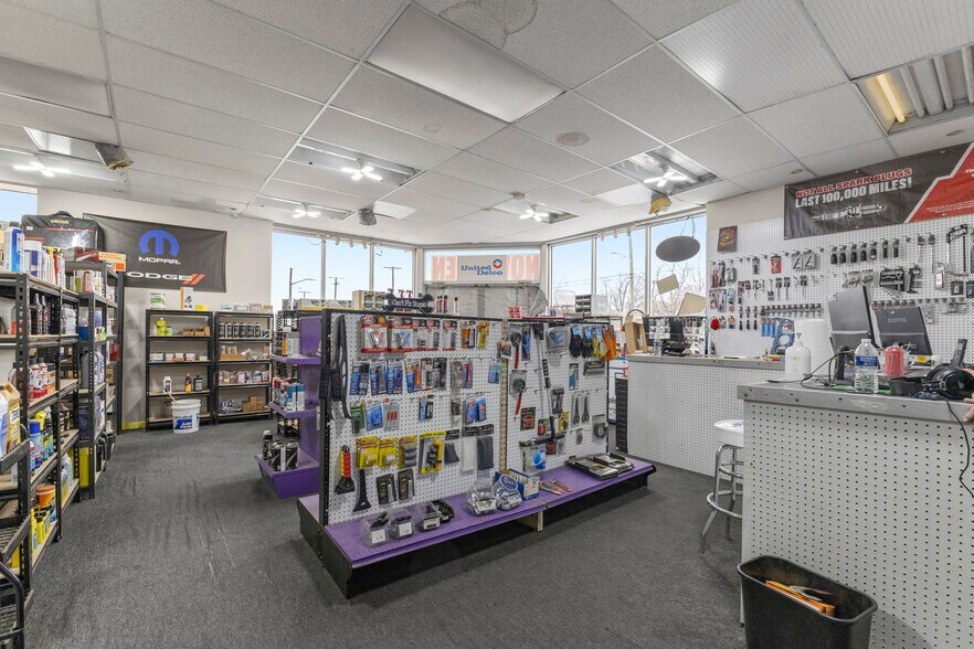 More Photos Of 17310 E 9 Mile Rd, Eastpointe Freestanding For Sale