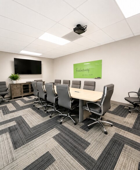 More Photos Of 9723 Northcross Center Ct, Huntersville Office For Lease