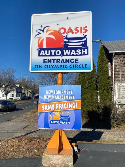 More Photos Of 127 W Main St, Stafford Springs Carwash For Sale