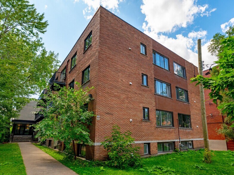 More Photos Of 4980 Av Clanranald, Montréal Apartments For Sale