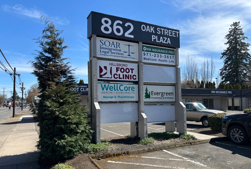 More Photos Of 862 SE Oak St, Hillsboro Medical For Sale