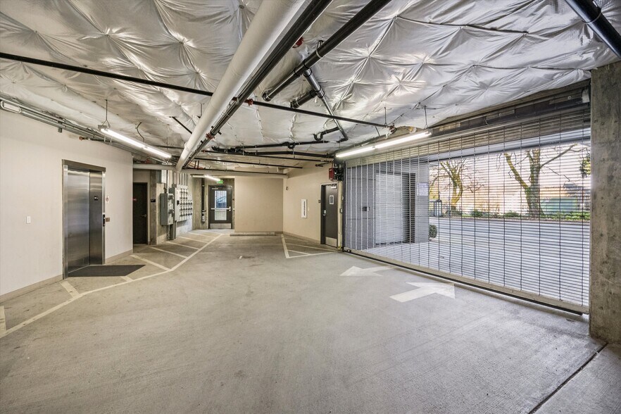 More Photos Of 2926 SW 4th Ave, Portland Apartments For Sale