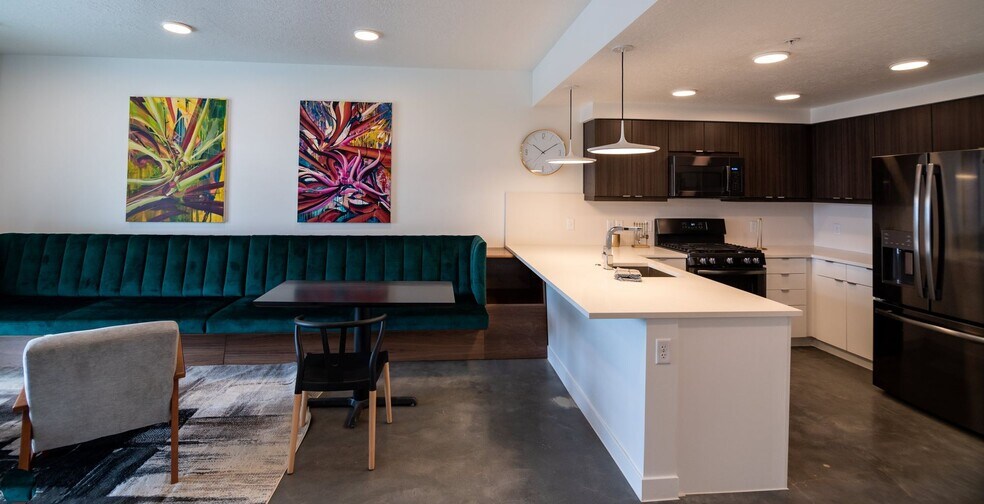 More Photos Of 409 E 400 S, Salt Lake City Apartments For Lease