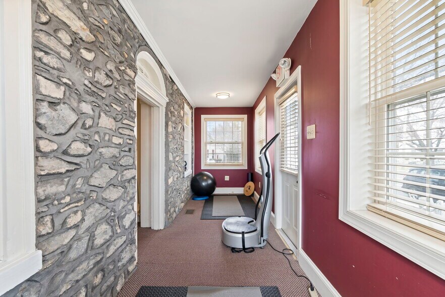 More Photos Of 1701 Bethlehem Pike, Flourtown Medical For Sale