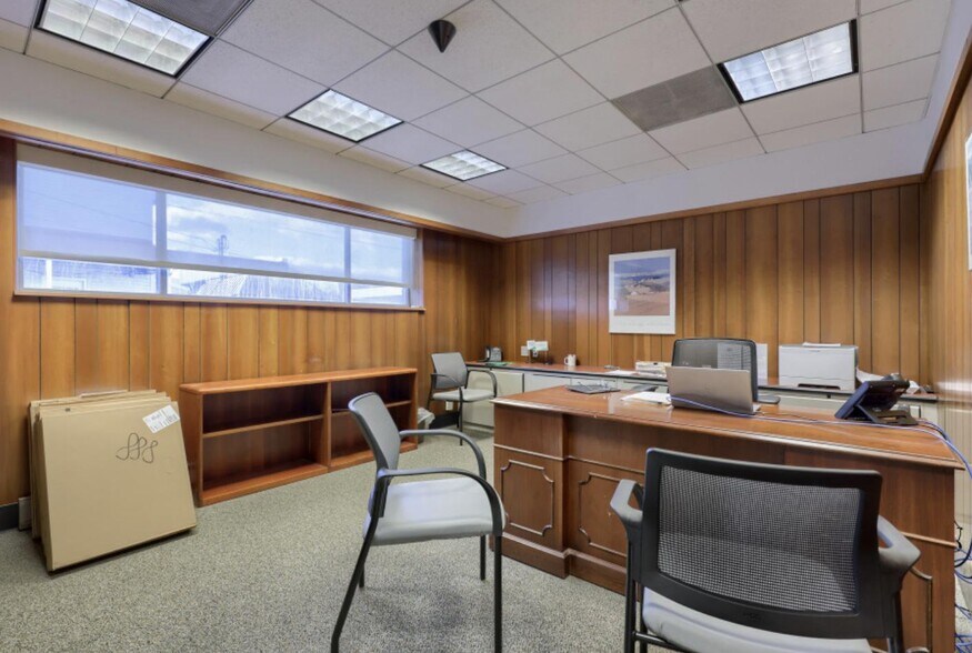 More Photos Of 4 S Baltimore St, Dillsburg Bank For Lease