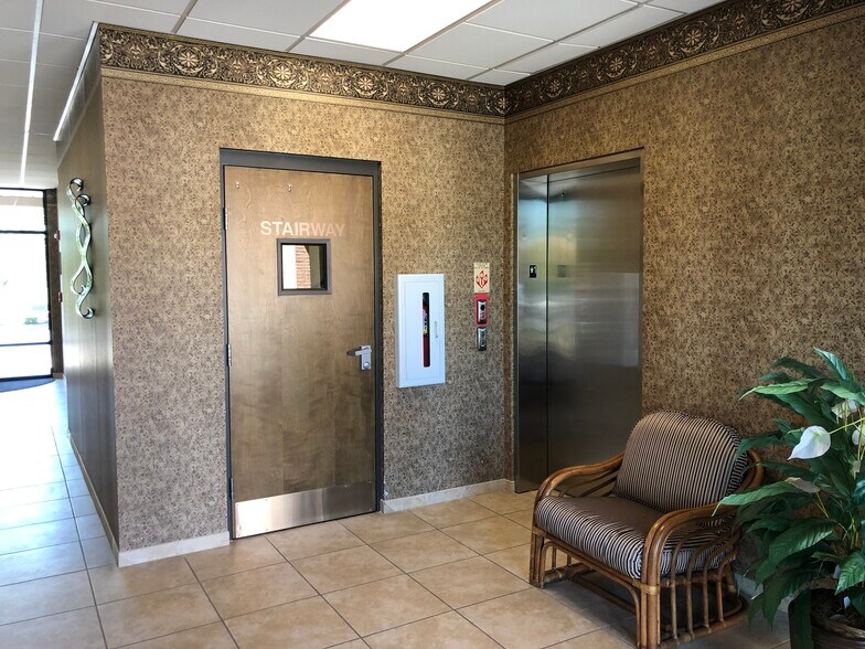 More Photos Of 2270 Valor Dr, Winchester Apartments For Lease